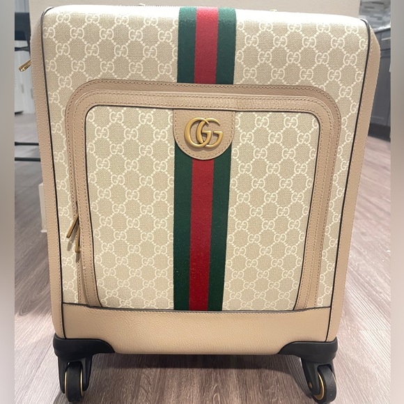 Gucci Savoy Small Cabin
Trolley - Picture 2 of 14